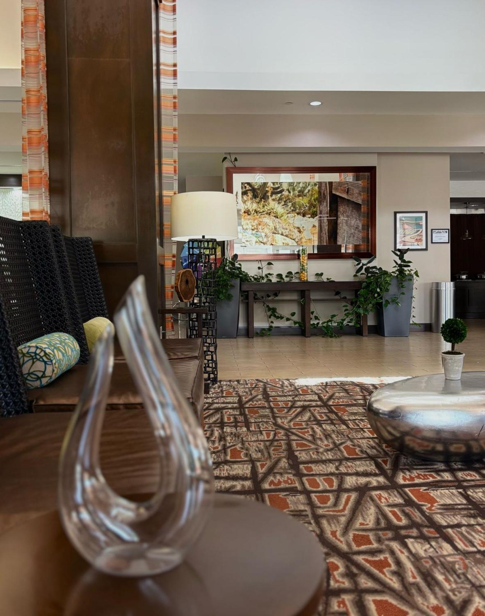 Kozy Hotel Houston North Westfield Экстерьер фото
